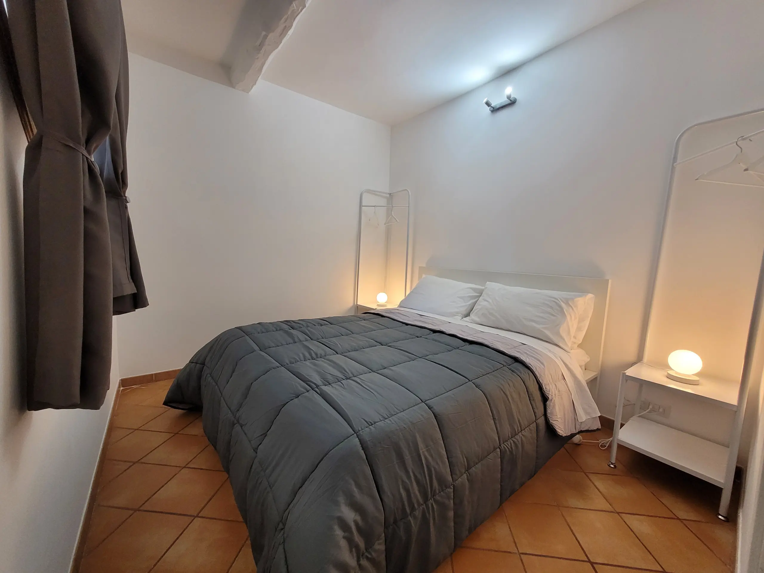 letto matrimoniale alele alloggio turistico trevignano romano booking lago